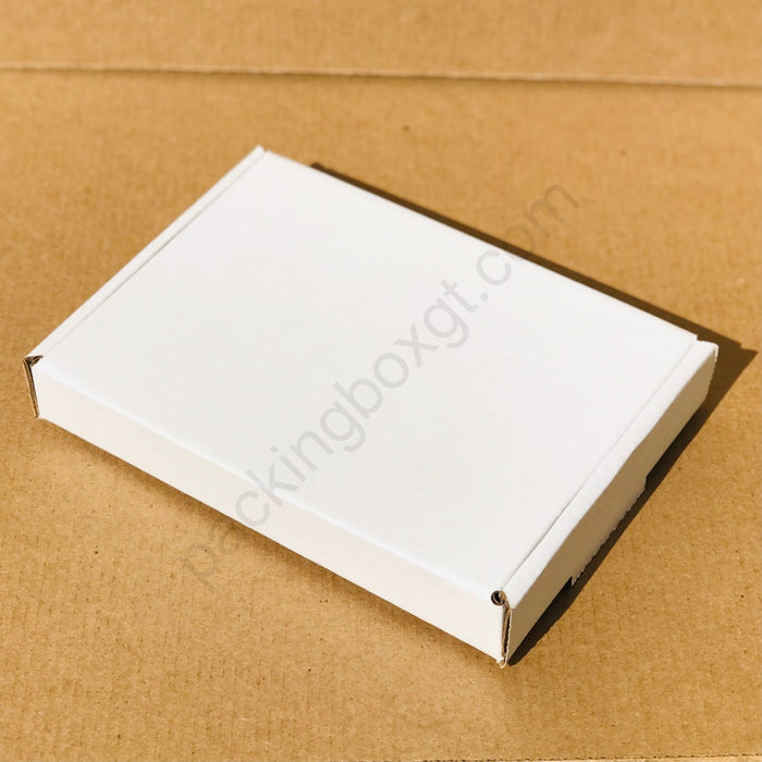 Caja de 19 x 14 x 3 cm (300 Unidades con LOGO)
