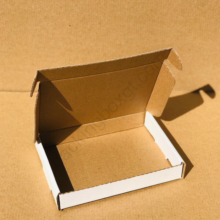 Caja de 19 x 14 x 3 cm (200 Unidades con LOGO)