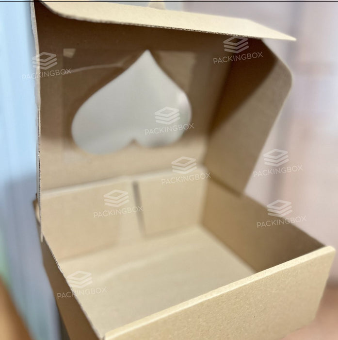 Caja con Ventana de Corazón 27.5 x 25 x 11 cm (200Unidades Con LOGO)