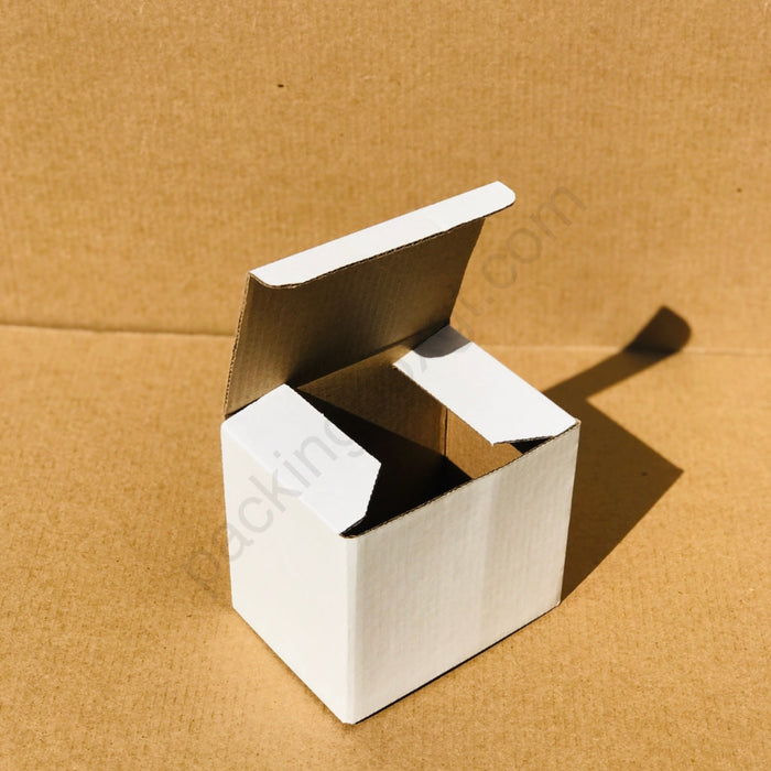 Caja Blanca 11.5 x 8.5 x 10 cm (300 Unidades con LOGO)